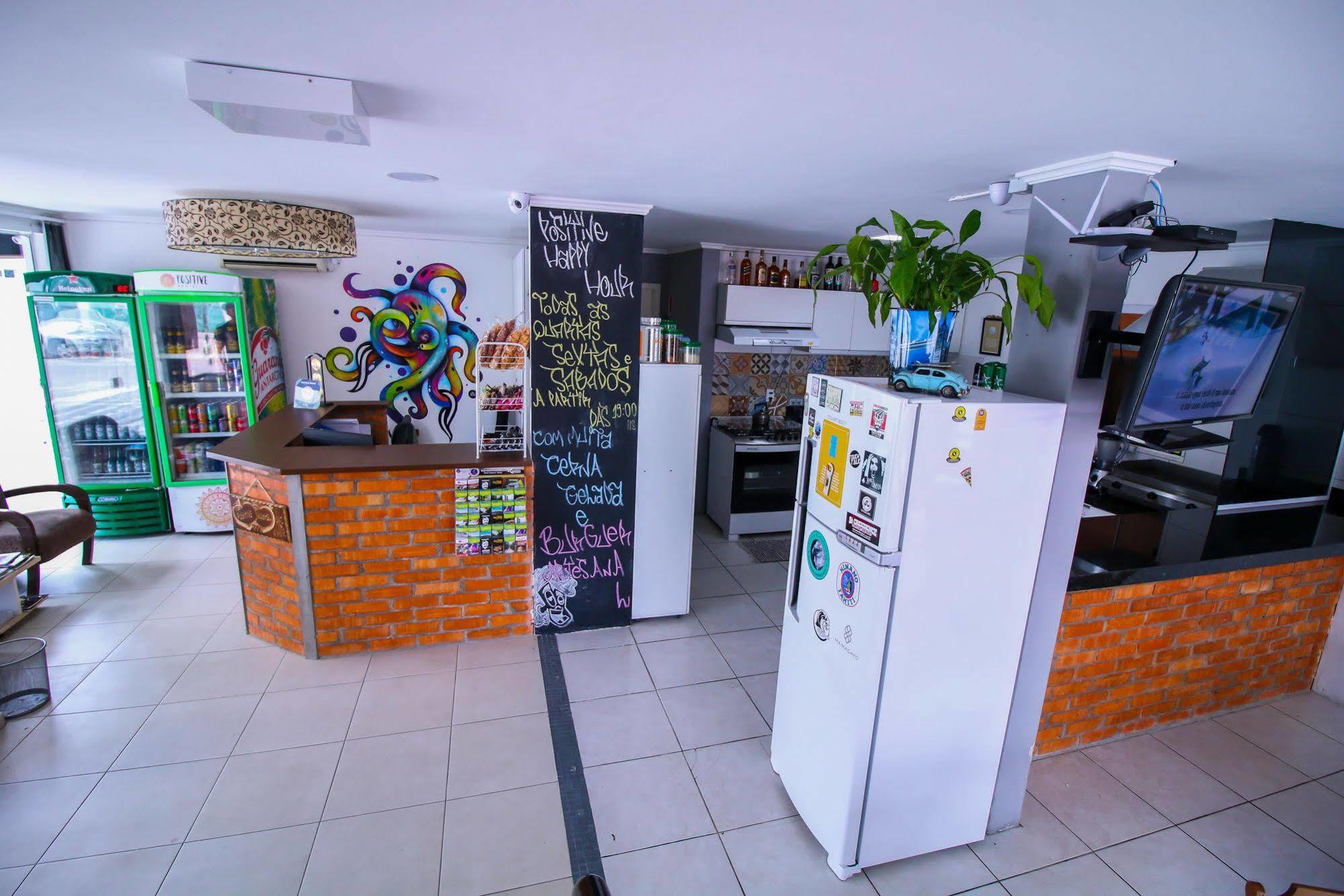 Positive Hostel Balneario Camboriu Ngoại thất bức ảnh